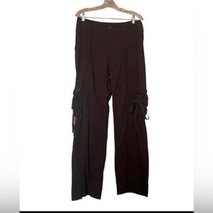 Karen for Karen Kane women’s dark brown cargo pants, Sz 8. Worn once.